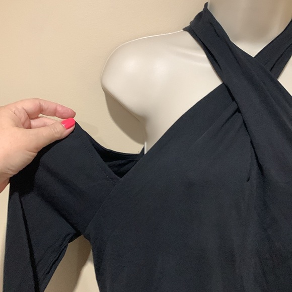 Cold shoulder long sleeve top - Picture 2 of 7